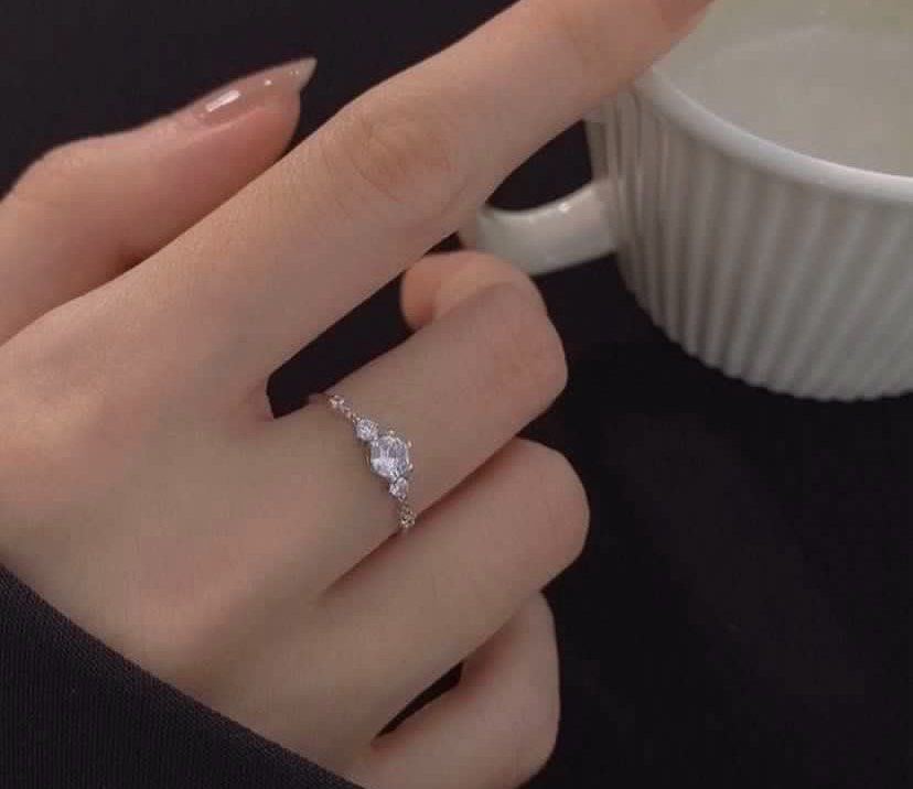delicate silver adjustable diamond ring (Category: Rings) located in Singapore. Submitted by buysellcloset (Listing ID 1463886921, Image 5). Description: delicate silver adjustable diamond ring Brand new in plastic Free sized .