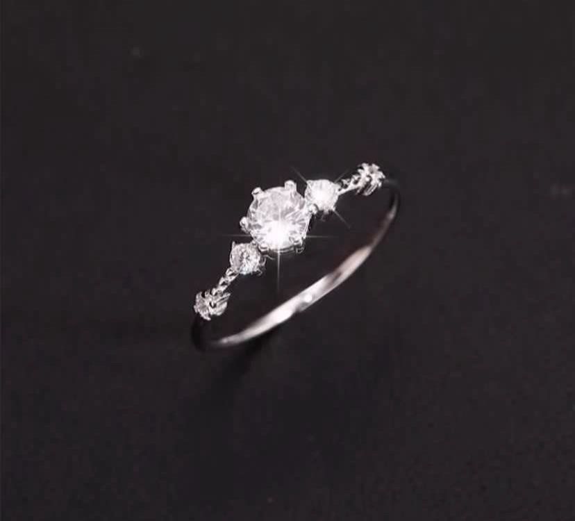 delicate silver adjustable diamond ring (Category: Rings) located in Singapore. Submitted by buysellcloset (Listing ID 1463886921, Image 6). Description: delicate silver adjustable diamond ring Brand new in plastic Free sized .