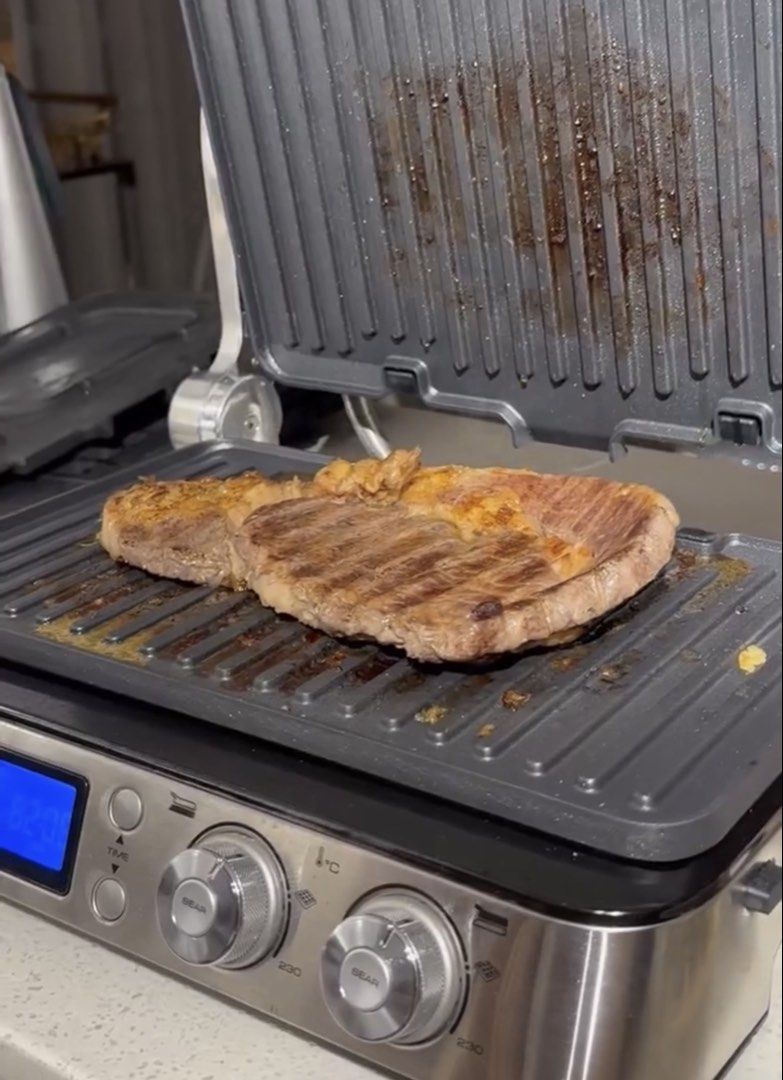 Delonghi multi grill (Category: Cookers) located in Manila. Submitted by beaumontandco (Listing ID 1463769613, Image 3). Description: Bought around 40k .