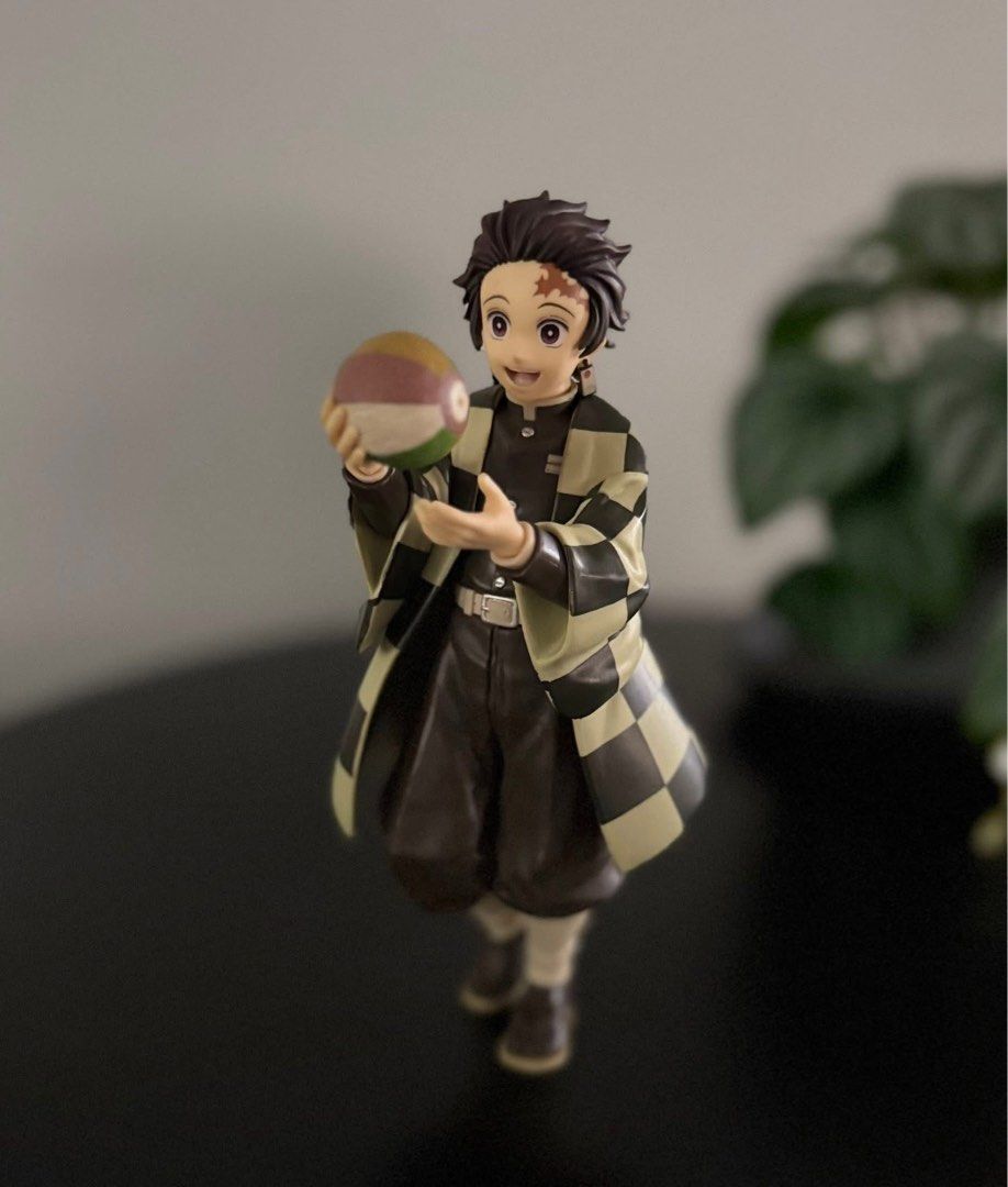 Demon Slayer Tanjiro Kamado Giten Figure (Category: Figurines & Statues) located in Bacolod City. Submitted by quickocean-c957 (Listing ID 1463769027, Image 1). Description: no box.