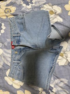(Category: ) located in . Submitted by realme777 (Listing ID 1463924495, Image 1). Description: .