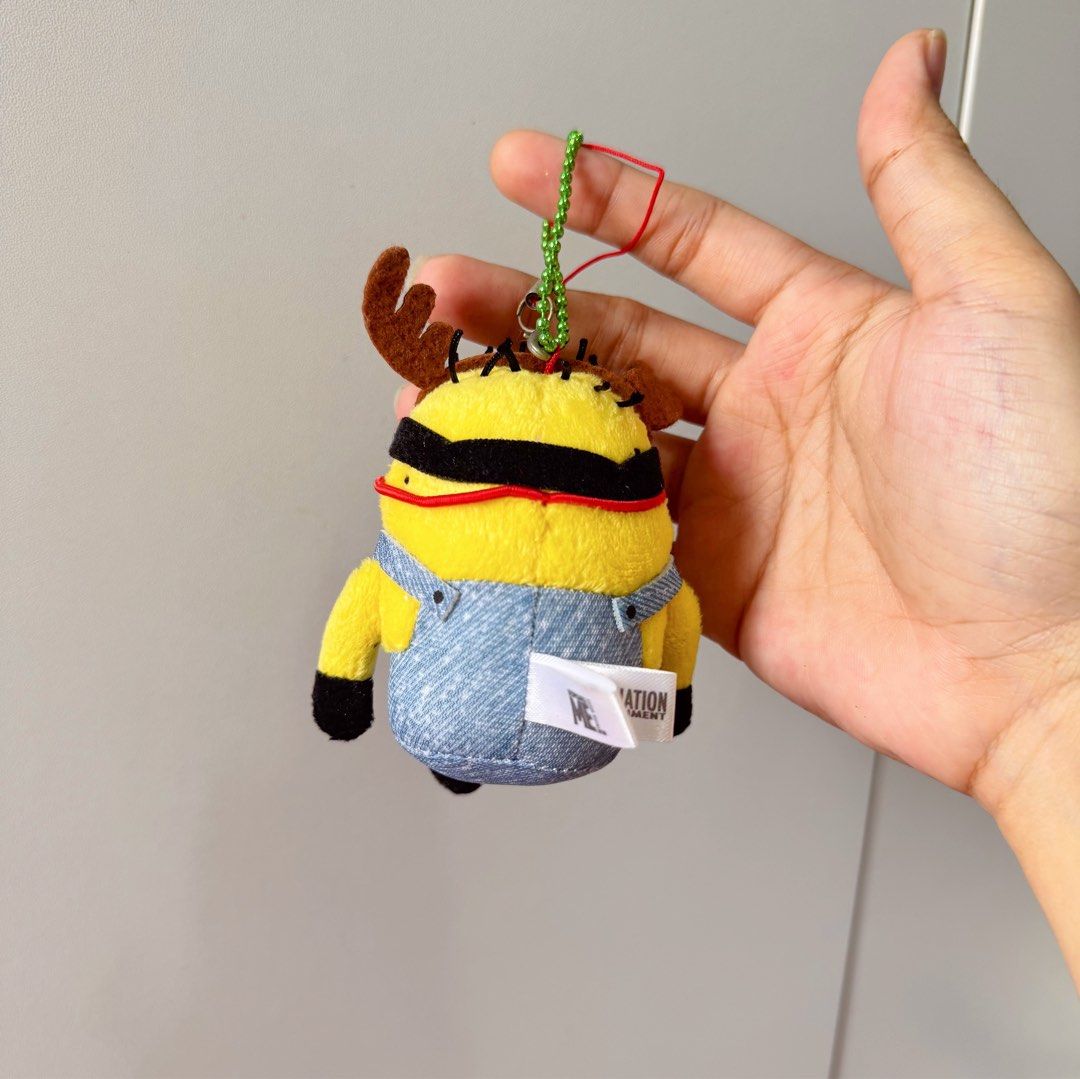 Despicable Me Minion “Phil” Reindeer charm plush (Category: Plushies & Soft Toys) located in Manila. Submitted by ashyyel_ (Listing ID 1463924381, Image 2). Description: .
