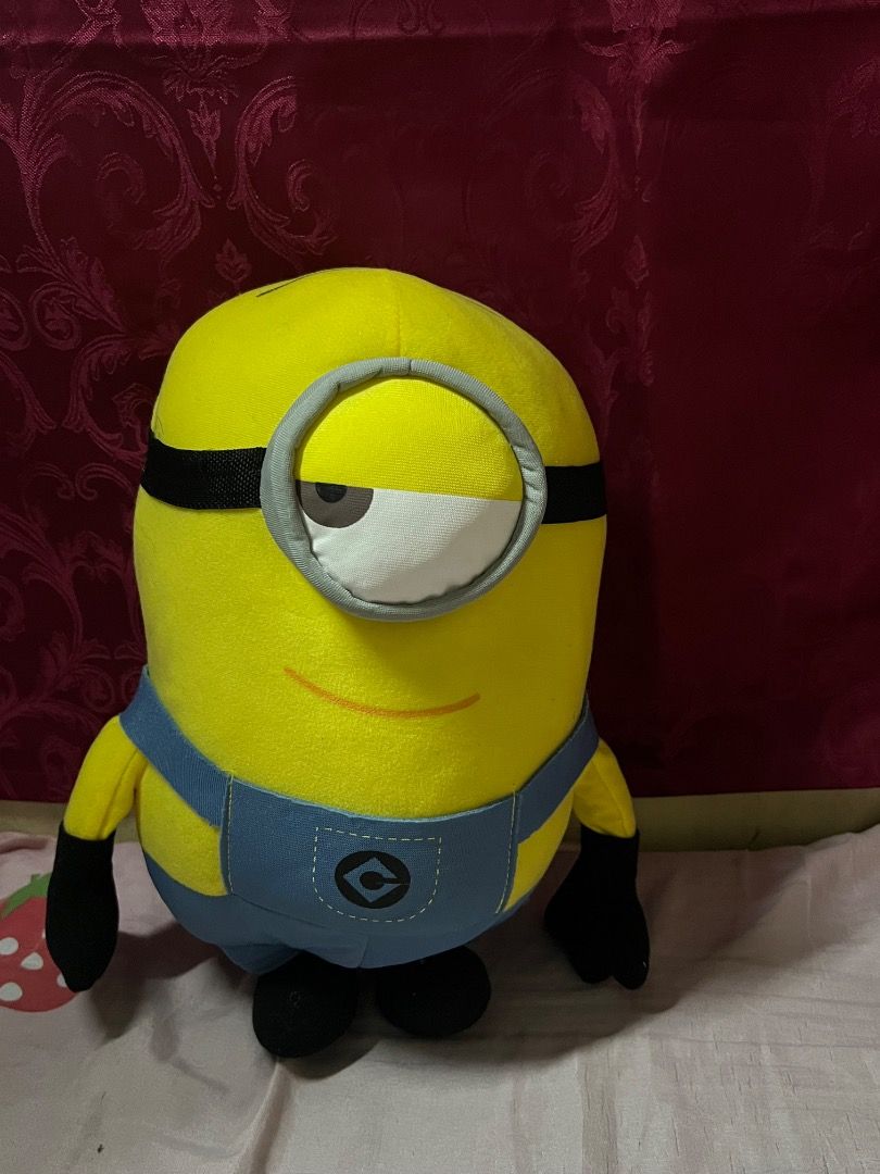 Despicable Me Minion Plush Toy (Category: Plushies & Soft Toys) located in Bulacan. Submitted by haven_plushie_dolls.888 (Listing ID 1463834772, Image 1). Description: - Adorable yellow Minion plush toy - Inspired by Despicable Me - Features iconic blue overalls and single eye - Super soft and cuddly material - Perfect gift for movie fans.