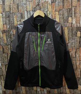 (Category: ) located in . Submitted by thrift.syndicates (Listing ID 1463872307, Image 1). Description: .