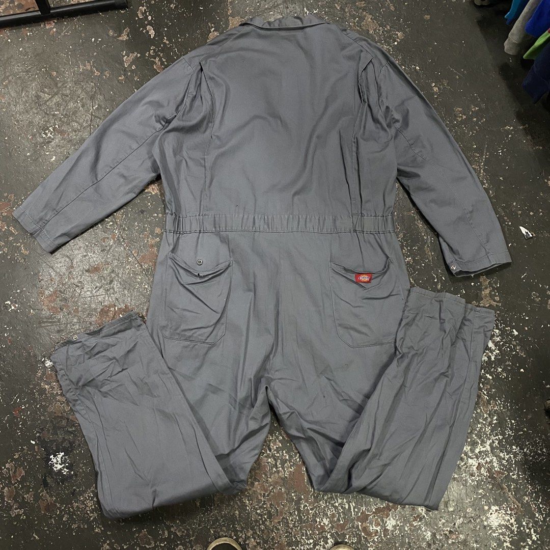 Dickies Grey Work Jumpsuit Coveralls (Category: Jumpsuits) located in Cagayan de Oro. Submitted by sumamestreethub (Listing ID 1463859728, Image 3). Description: - Grey Dickies work jumpsuit - Long sleeves with snap cuffs - Elasticated waist for comfort - Multiple front and back pockets - Classic Dickies logo patch on chest - Versatile for work or casual wear.