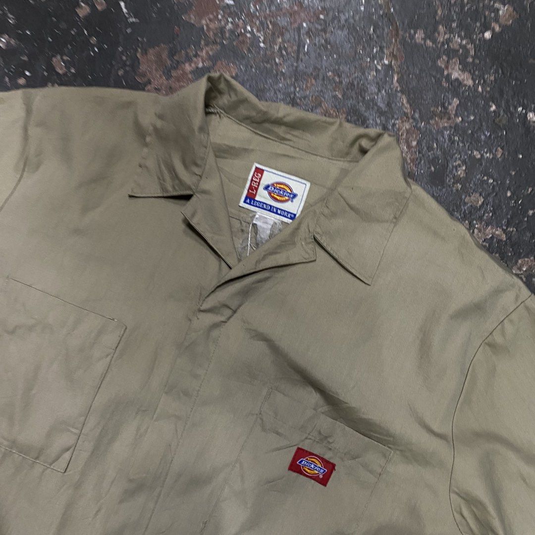Dickies Short Sleeve Work Jumpsuit Tan L-REG (Category: Jumpsuits) located in Cagayan de Oro. Submitted by sumamestreethub (Listing ID 1463864085, Image 2). Description: - Dickies Short Sleeve Jumpsuit - Color: Tan - Size: L-REG - Features: Zipper front closure, elastic waist - Pockets: Two chest pockets, two back pockets - Material: Durable workwear fabric - Versatile: Great for work or casual wear.