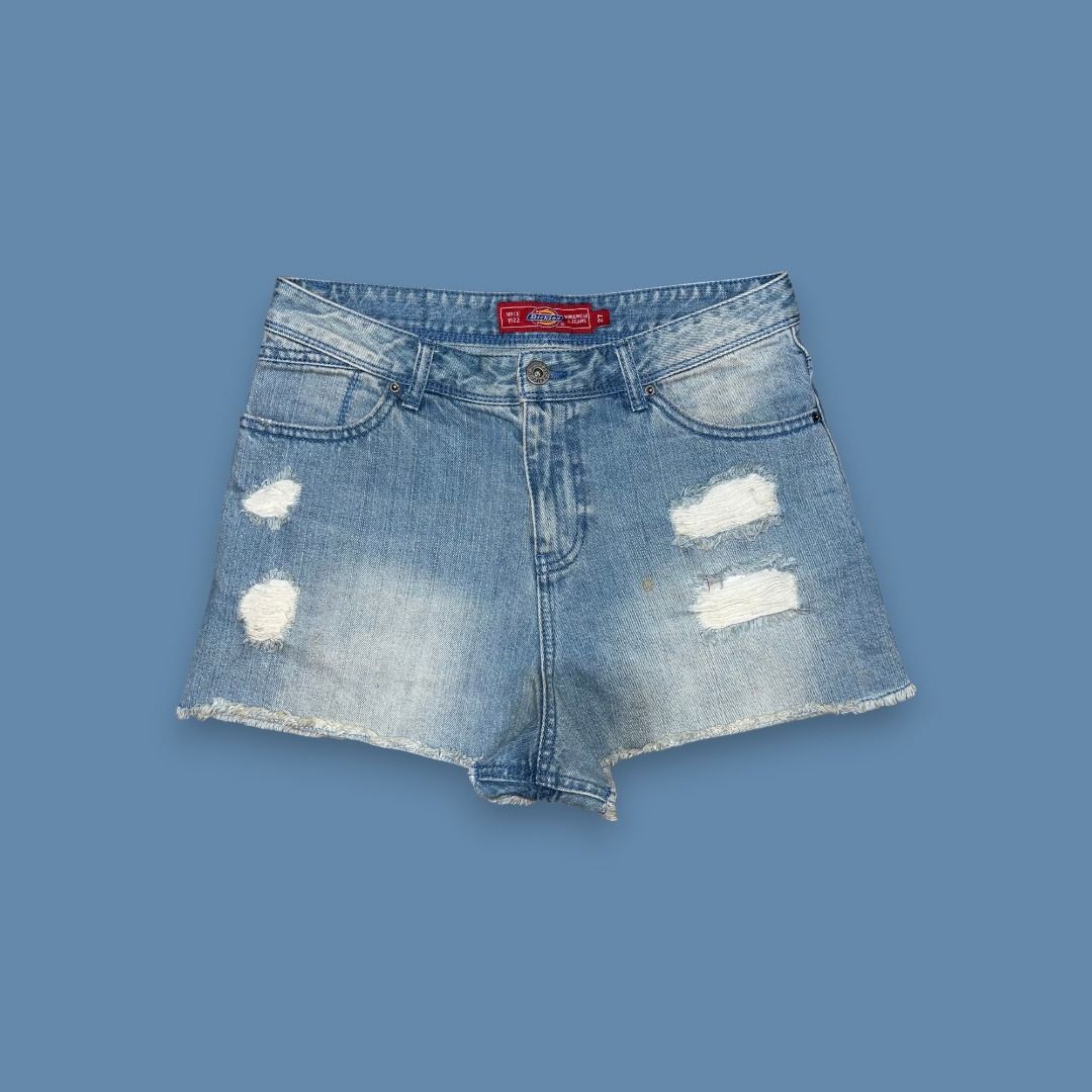 DICKIES SHORTS FOR WOMEN (Category: Shorts) located in Quezon. Submitted by ejay.thrift.clothes (Listing ID 1463929846, Image 1). Description: SIZE: 27 31 X 12.5 NO ISSUE COLOR RATE: 9/10 EXCELLENT CONDITION FRESHLY WASHED READY TO WEAR # 460.