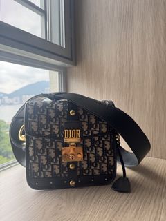 （分類：）位於 。 由 estellala 提交（商品編號 1463803216，圖片 1）。簡介： 。