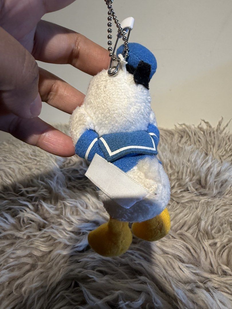 Donald duck (Category: Plushies & Soft Toys) located in La Trinidad. Submitted by reeze_24 (Listing ID 1463936919, Image 2). Description: .