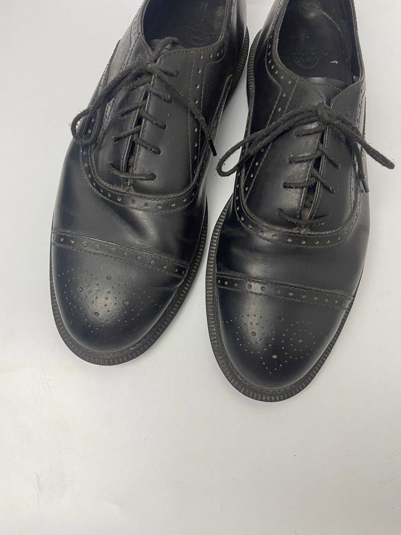 Dr. Martens Morris Polished Smooth Shoes (Category: Casual Shoes) located in Taguig. Submitted by highlows (Listing ID 1463747494, Image 3). Description: 28cm no flaw good condition.