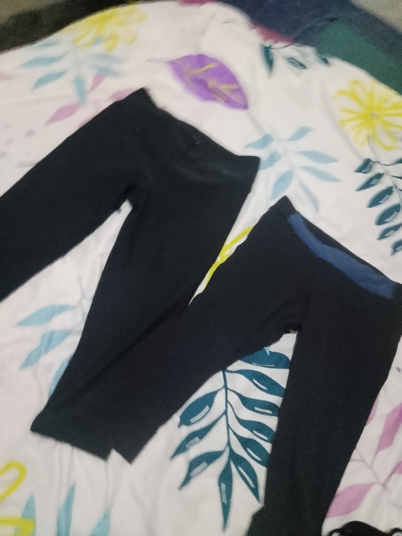 dryfit take both (Category: Activewear) located in Pasig City. Submitted by indaythirft (Listing ID 1463845030, Image 1). Description: take both for 250 s-m size ngbaabwas na.