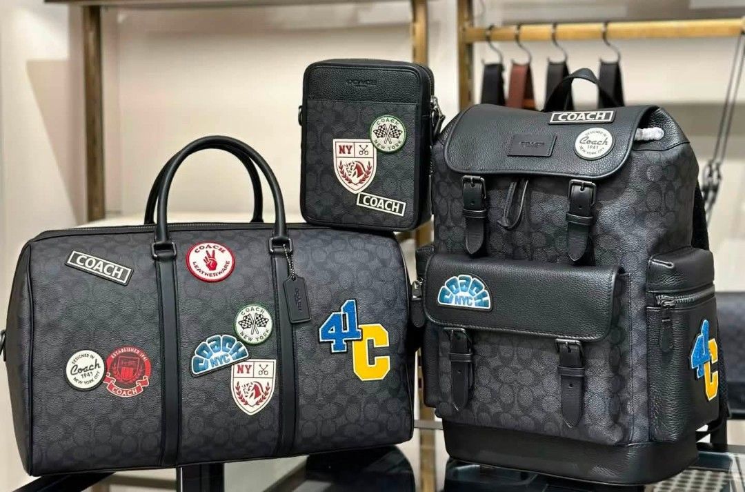 DUFFLE,BACKPACK,SLING BAG (Category: Belt bags, Clutches and Pouches) located in Manila. Submitted by santosrich_419 (Listing ID 1463783053, Image 1). Description: duffle bag big=5500 duffle small===3500 backpack====6500 laptop bag===3900 Brandnew US grade Quality. made in Original materials made..