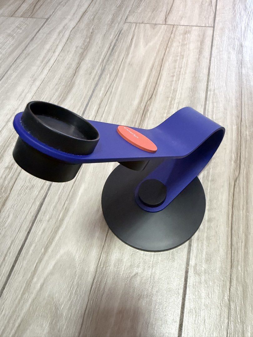 Dyson Supersonic r™ 收納架 （分類：吸塵機 ＆ 家居清潔電器）位於 Hong Kong。 由 pankok 提交（商品編號 1463820577，圖片 2）。簡介： 原裝正版 同全新無分別。