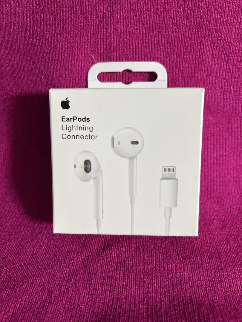 Earpods Lightning Connector (Category: Earphones) located in Manila. Submitted by as_onlineshop11 (Listing ID 1463884334, Image 1). Description: .