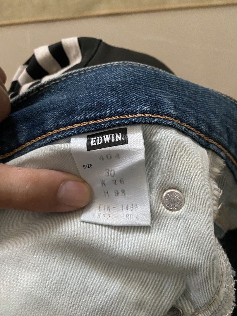 Edwin (Category: Jeans) located in Hulu Terengganu. Submitted by fakhrulhanif71 (Listing ID 1463786826, Image 3). Description: edwin untuk dijual.
