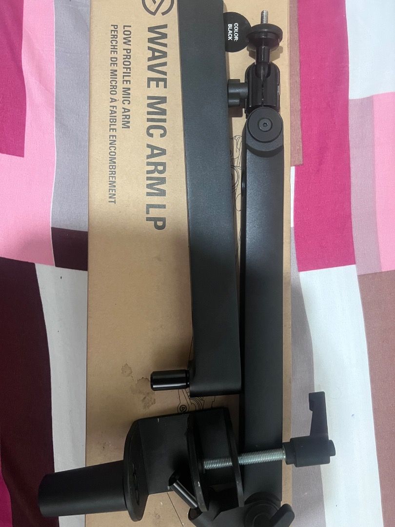 Elgato peripherals (Category: Other Accessories) located in Caloocan City. Submitted by bushmaster69 (Listing ID 1463769147, Image 3). Description: Elgato wave 3 + elgato shock mount + elgato wave arm lp selling as a set.