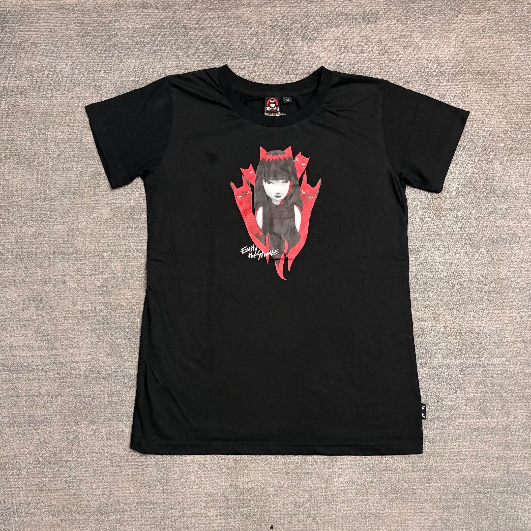 Emily The Strange Red Cat Silhouettes (Category: Blouses) located in Calamba. Submitted by bermuda.ph (Listing ID 1463867184, Image 1). Description: .