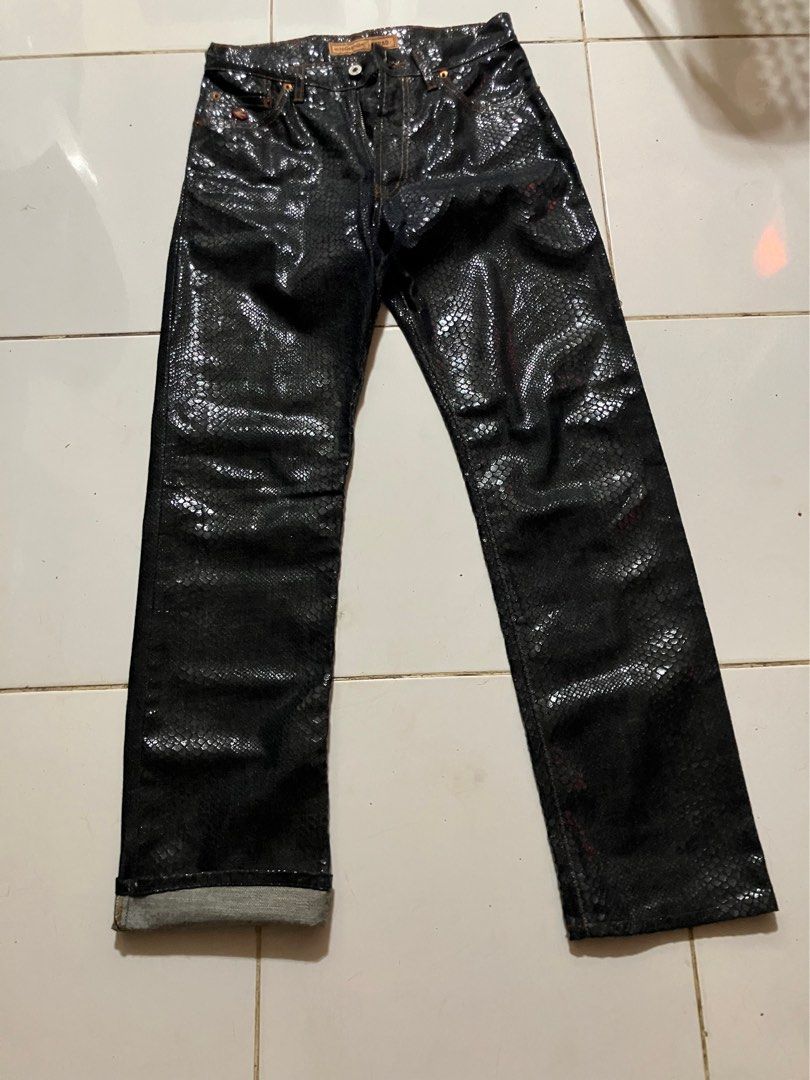 Energie Snake Jeans (Category: Jeans) located in Calamba. Submitted by chy.salvatore (Listing ID 1463917406, Image 1). Description: Energie Snake skin Jeans Made in Italy 31inch waist 41inch lenght.