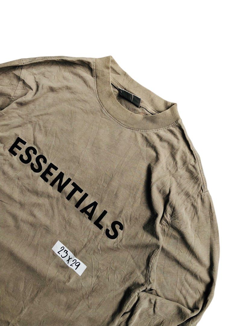 Essentials Rubberized Print Longsleeve (Category: Coats, Jackets and Outerwear) located in Angeles City. Submitted by wwdrip (Listing ID 1463757257, Image 2). Description: Essentials Rubberized Print Longsleeve♻️ •Width : 23 •Length : 29 •Size : L •Color rate : 9.4/10 •Condition : very good •lukot print need wash fresh from bale ₱500.