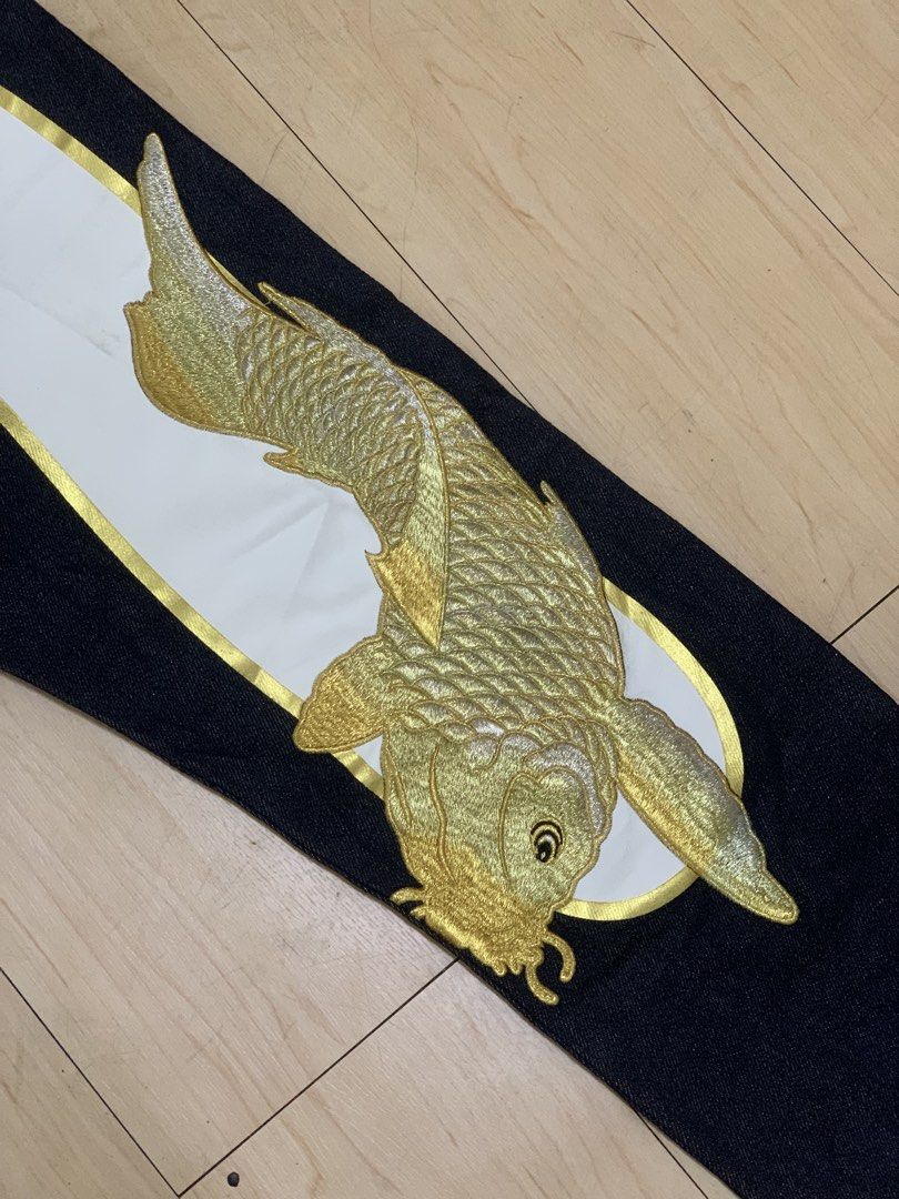 EVISU GOLD KOI FISH DAICOCK PANTS (EMBROIDERED) (Category: Luxury Apparel) located in Manila. Submitted by scarlett_hope (Listing ID 1463840580, Image 3). Description: SIZE: 30 (ACTUAL SIZE) LENGTH: 40.5 LEG OPEN: 7 CONDITION: EXCELLENT 📍MANILA.
