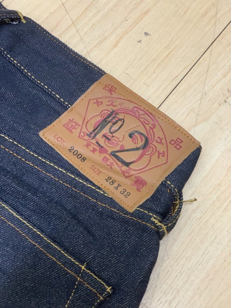 EVISU GOLD KOI FISH DAICOCK PANTS (EMBROIDERED) (Category: Luxury Apparel) located in Manila. Submitted by scarlett_hope (Listing ID 1463840580, Image 2). Description: SIZE: 30 (ACTUAL SIZE) LENGTH: 40.5 LEG OPEN: 7 CONDITION: EXCELLENT 📍MANILA.