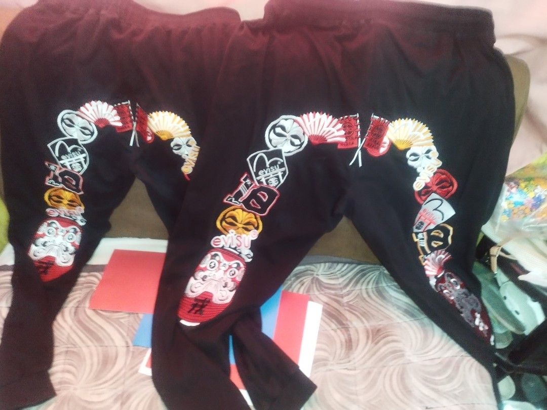 EVISU JOGGER EMBROIDERY (Category: Joggers) located in Valenzuela. Submitted by anthonyy.shuks (Listing ID 1463801943, Image 1). Description: 600 Each 1k aspack no issue not print both embroidery.