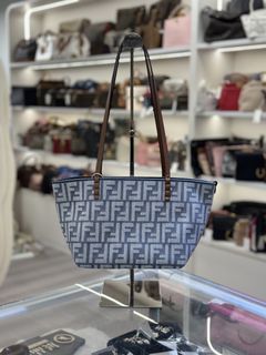 （分類：）位於 。 由 luxe.station22 提交（商品編號 1463803924，圖片 1）。簡介： 。