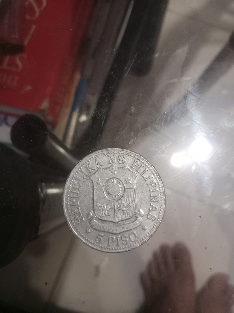 Ferdinand E Marcos 5 pesos coin (Category: Announcements) located in Digos. Submitted by bossilao (Listing ID 1463798972, Image 2). Description: naka stack lang.