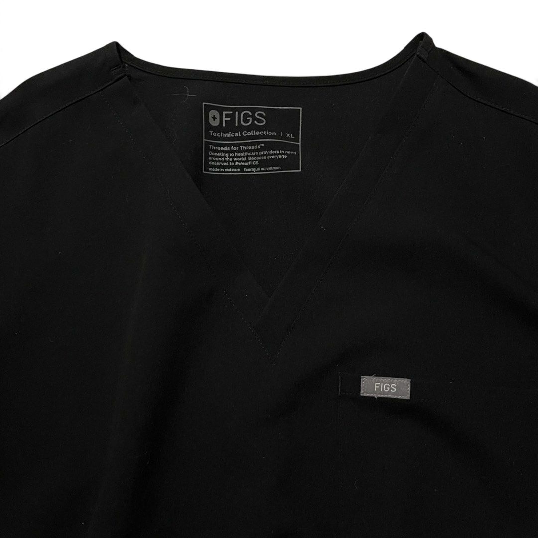 FIGS CATARINA SCRUB TOP (Category: Medical Supplies & Tools) located in Bacolod City. Submitted by thriftedfits. (Listing ID 1463906280, Image 3). Description: 𝗙𝗜𝗚𝗦 𝗖𝗔𝗧𝗔𝗥𝗜𝗡𝗔 𝗦𝗖𝗥𝗨𝗕 𝗧𝗢𝗣 ♻️ Size: Large to XL Measurements: 23” width / 28” length Condition: Like New (10/10 Color rate) Flaws: None Price: ₱500 + shipping fee 🏷️ SUPER SALE AT 350 + SHIPPING ONLY! 📢 Mode of Payment: GCash / Bank Courier: J&T Express (nationwide) 𝘕𝘰