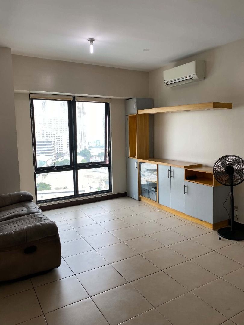 FLAIR TOWERS SOUTH (Category: Apartments & Condos) located in Caloocan City. Submitted by propertyhu26686 (Listing ID 1463797126, Image 2). Description: FLAIR TOWERS, SOUTH 11TH FLOOR (ATRIUM) 76 SQM 3 BEDROOM WITH BALCONY 2 T&B SEMI FURNISHED (AS IS WHERE IS) 1 PARKING SLOT (B4) 55K/month inclusive of association 2 months deposit 1 months advance 1 year contract.
