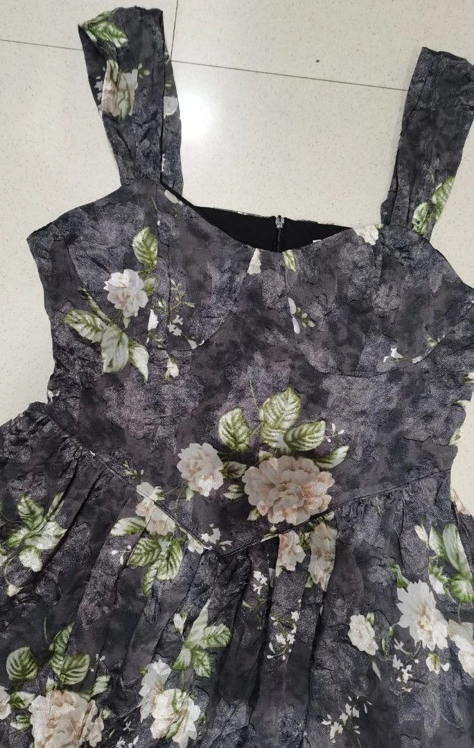 Floral corset dress (Category: Dresses) located in Batangas. Submitted by micaelaul (Listing ID 1463891874, Image 3). Description: Super ganda. In actual 32bust 24-27 waist #coquette #fairycore #whimsical.