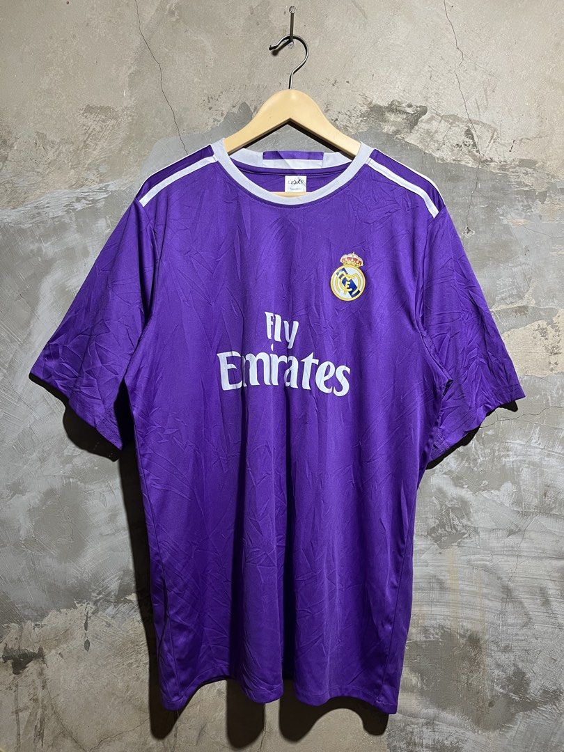 FLY EMIRATES (Category: Tshirts & Polo Shirts ) located in Manila. Submitted by rylthriftz12 (Listing ID 1463893457, Image 1). Description: .