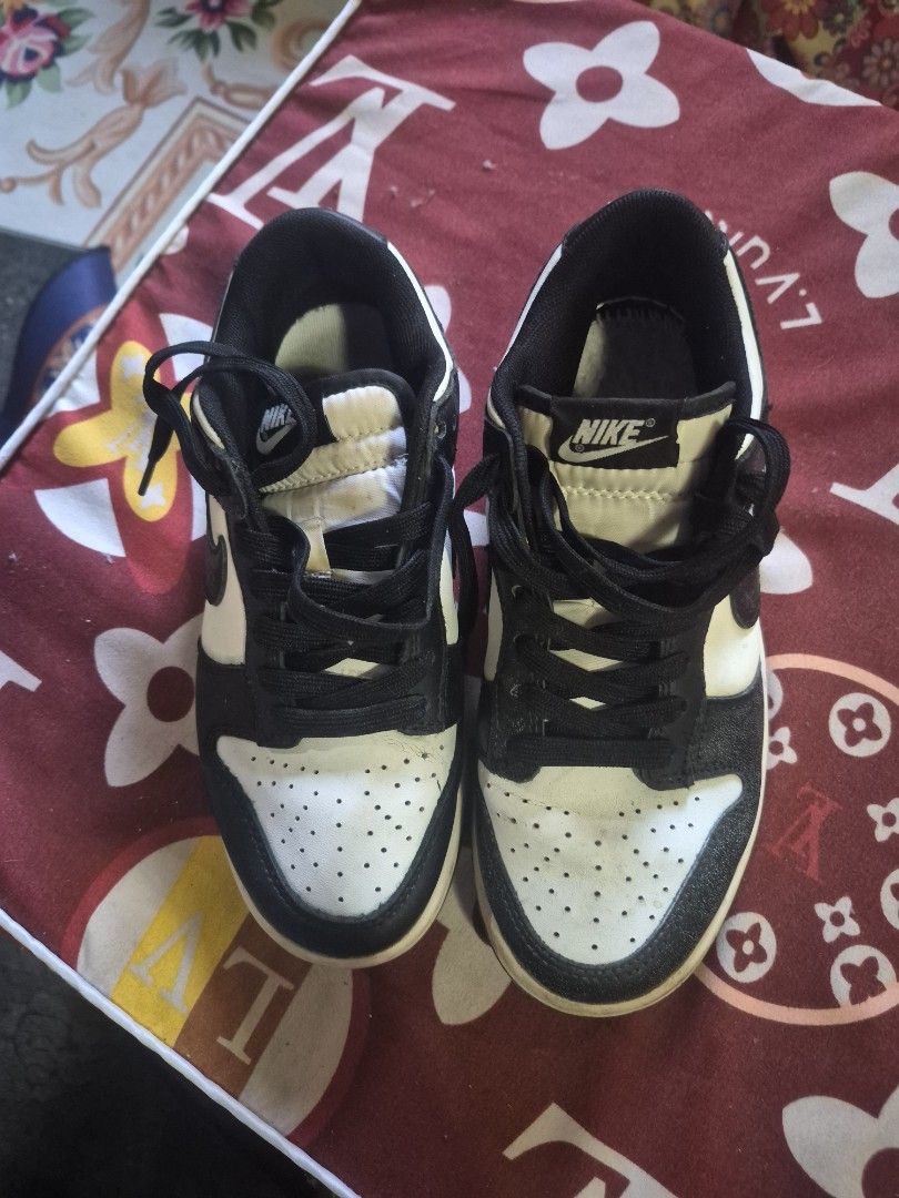 For free size 39 (Category: Sneakers) located in San Jose. Submitted by solestorybylme (Listing ID 1463933472, Image 3). Description: pay the shipping fee only issue no sole pads size 39.