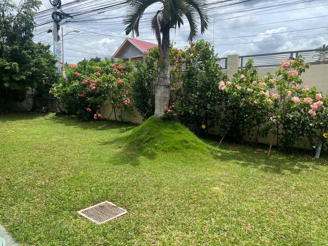 (Category: ) located in . Submitted by REMAXCapital (Listing ID 1463803178, Image 1). Description: .