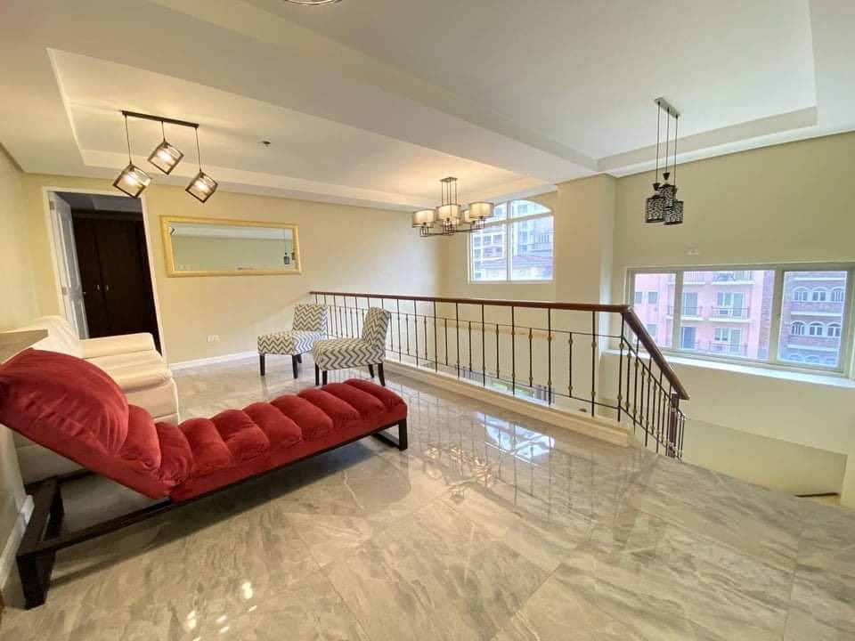 (Category: ) located in . Submitted by REMAXCapital (Listing ID 1463747731, Image 1). Description: .