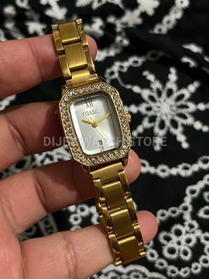 FOSSIL TOPG WATCH FOR WOMEN (Category: Women's Watches) located in Baguio. Submitted by dijeywatchstore (Listing ID 1463774019, Image 1). Description: .