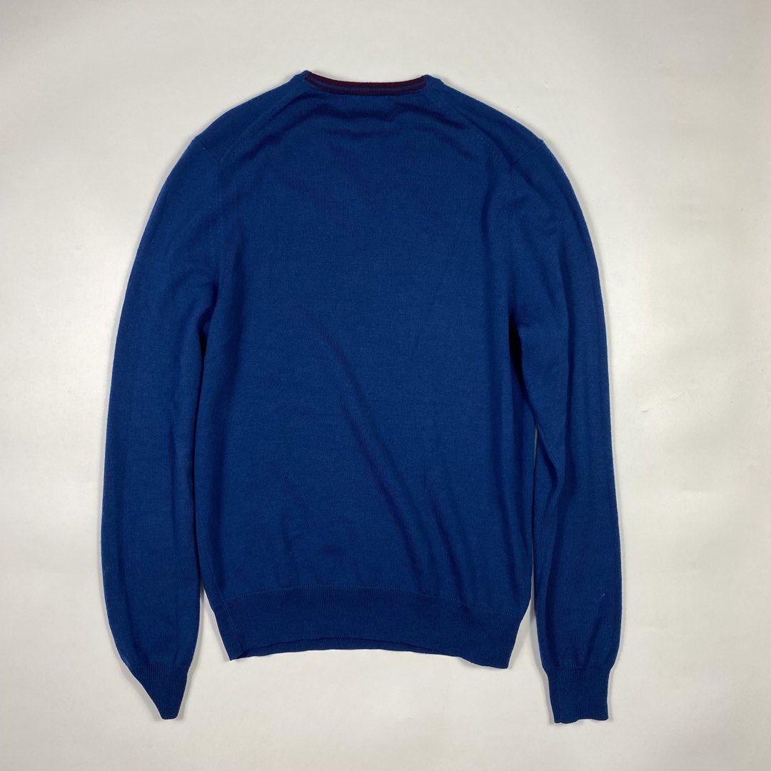 Fred Perry - Merino Wool Sweater (Category: Tshirts & Polo Shirts ) located in Iloilo. Submitted by s3condh4nd. (Listing ID 1463890984, Image 2). Description: Tagged Size : Medium Condition : 10/10 Dimensions Width - 20 Length - 26 Shoulder - 16.5 Sleeve - 27 Condition : This item is used , Please don’t expect if it is like brand new. Measured : Laid Flat by Inches Payment : GO TYME / BPI.