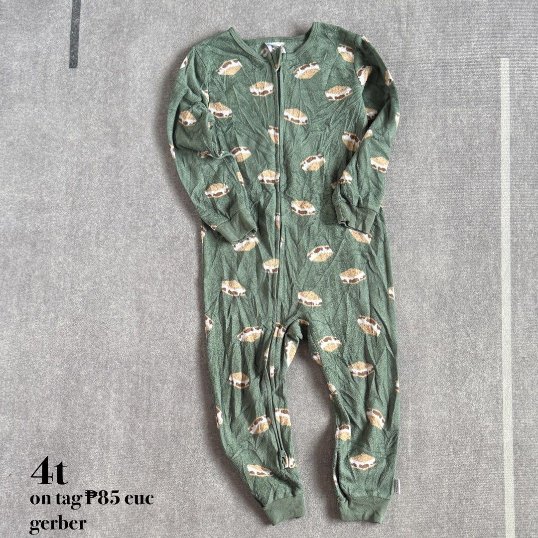 frogsuits: gerber (Category: Babies & Kids Fashion) located in Baguio. Submitted by mapa_laku (Listing ID 1463761867, Image 1). Description: .