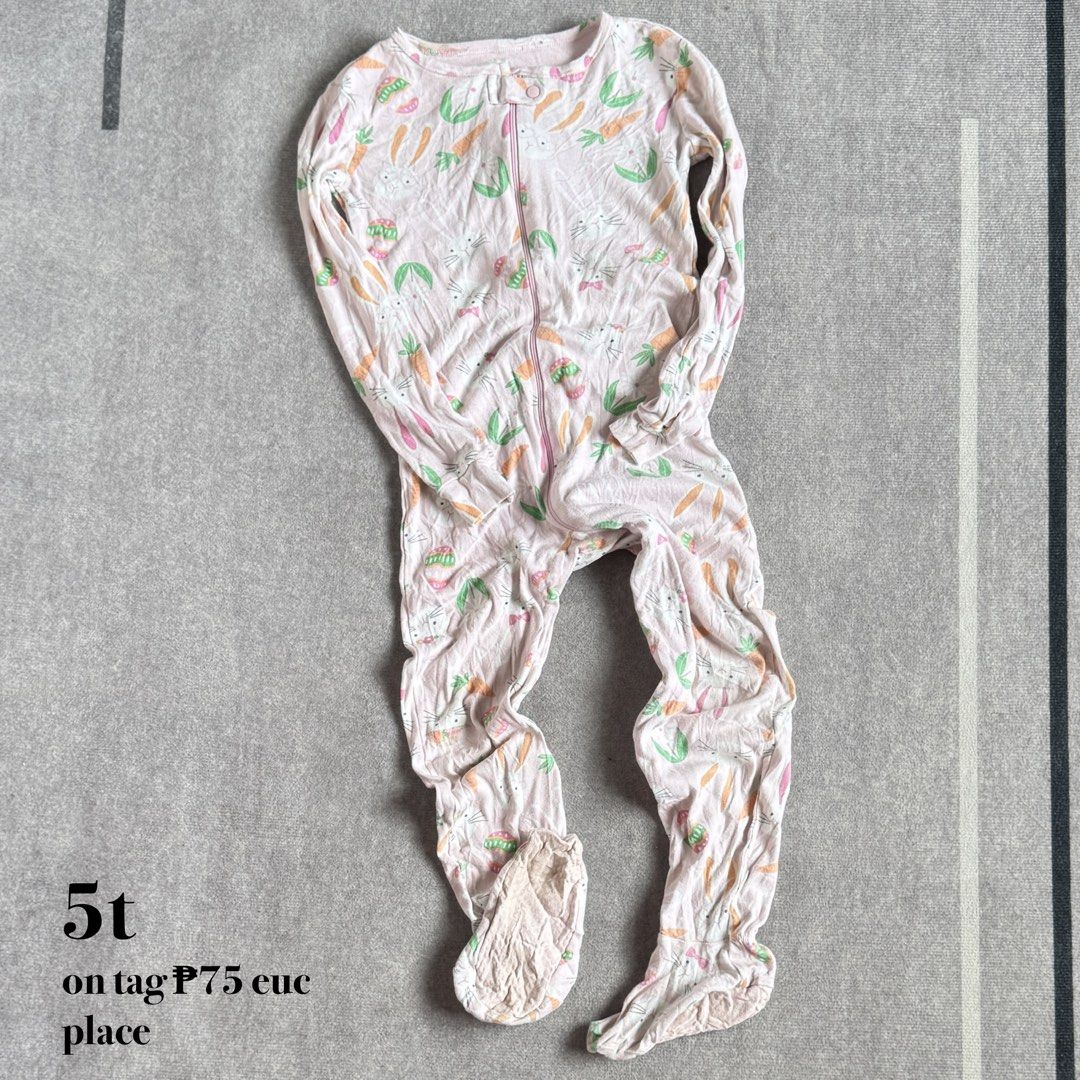 frogsuits: place (Category: Babies & Kids Fashion) located in Baguio. Submitted by mapa_laku (Listing ID 1463758573, Image 1). Description: .