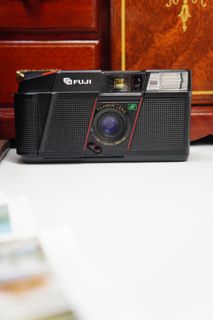 (Category: ) located in . Submitted by retrocameraph (Listing ID 1463925989, Image 1). Description: .