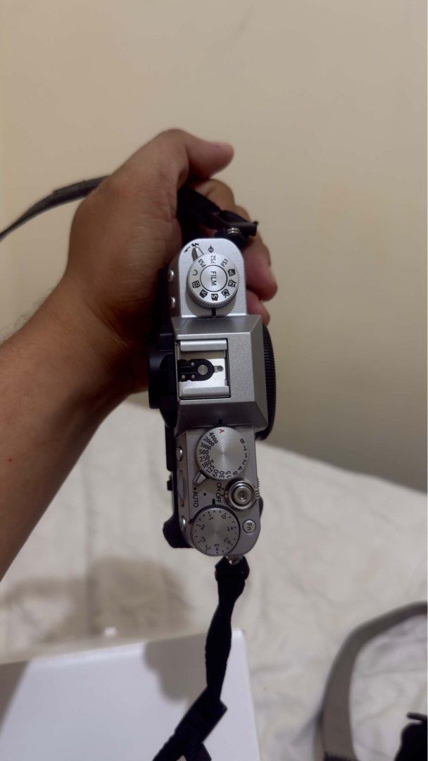 FUJIFILM XT30iii (Category: Cameras) located in Manila. Submitted by seshots (Listing ID 1463820684, Image 2). Description: Purchased last August 7, 2026 With complete package -bag -camera cleaning set -lens 13-33mm -receipt and warranty.