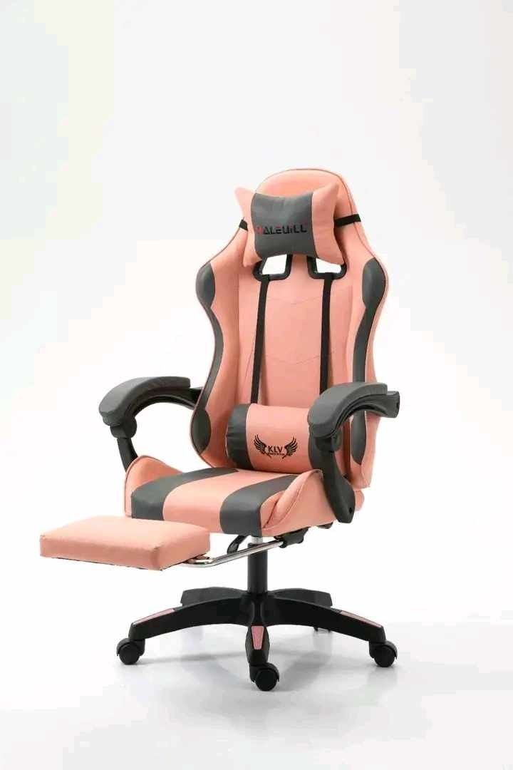 Gaming Chair (Category: Chairs) located in Manila. Submitted by aratrgrs (Listing ID 1463780562, Image 2). Description: Same day delivery within metro manila Courier: Lalamove Mode of Payment: CASH ON DELIVERY GCASH BANK TRANSFER Pm for inquiries! Happy Shopping & God bless..
