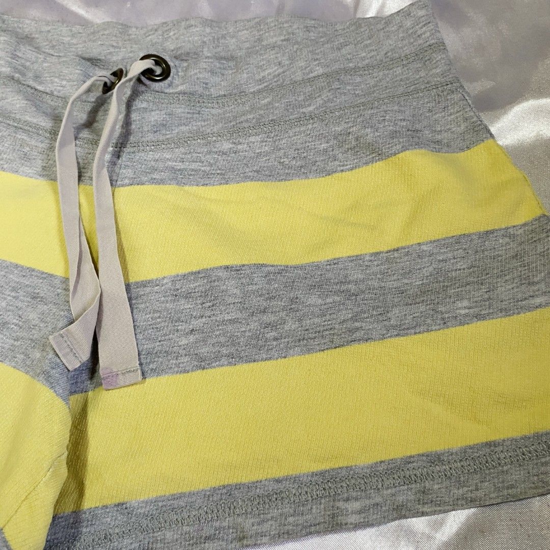 GAP Grey Yellow Striped Drawstring Shorts XL (12) (Category: Shorts) located in Roxas City. Submitted by xyddvs (Listing ID 1463938112, Image 3). Description: W 24-28 L Front 10 L Back 12 Has dot stain (see photo).