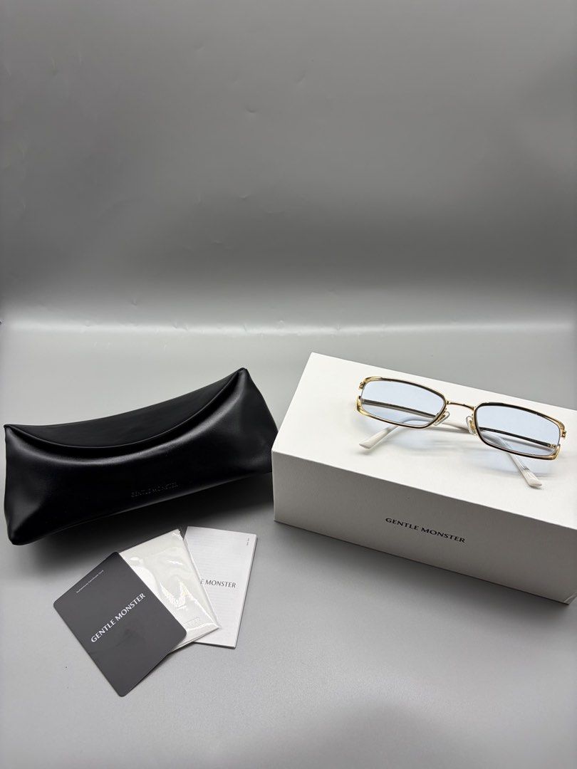 Gentle Monster Epic 02 BL (Gold) (Category: Sunglasses & Eyewear) located in Bacoor. Submitted by thegentleluxe (Listing ID 1463840047, Image 1). Description: Gentle Monster Epic 02 BL (Gold) Complete with Inclusions Box, Cloth, Booklet, Pouch Pre-Order/On Hand 4495php only! (Excluding Shipping Fee) Follow our page! Facebook: The Gentle Luxe Instagram: @thegentleluxestore.