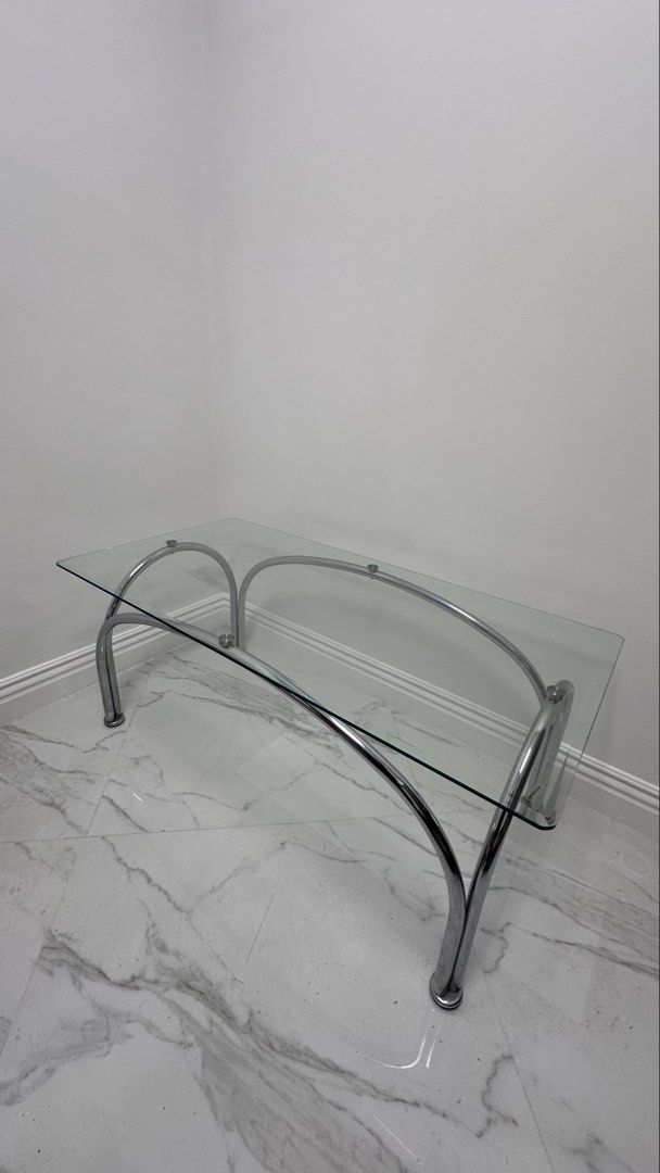 Center Table (Category: Tables & Sets) located in San Juan City. Submitted by ro.mula (Listing ID 1463896359, Image 2). Description: Table Dimensions: 4ft - Length x 2ft - Width x 20” inches - Height Glass Thickness - .6cm .