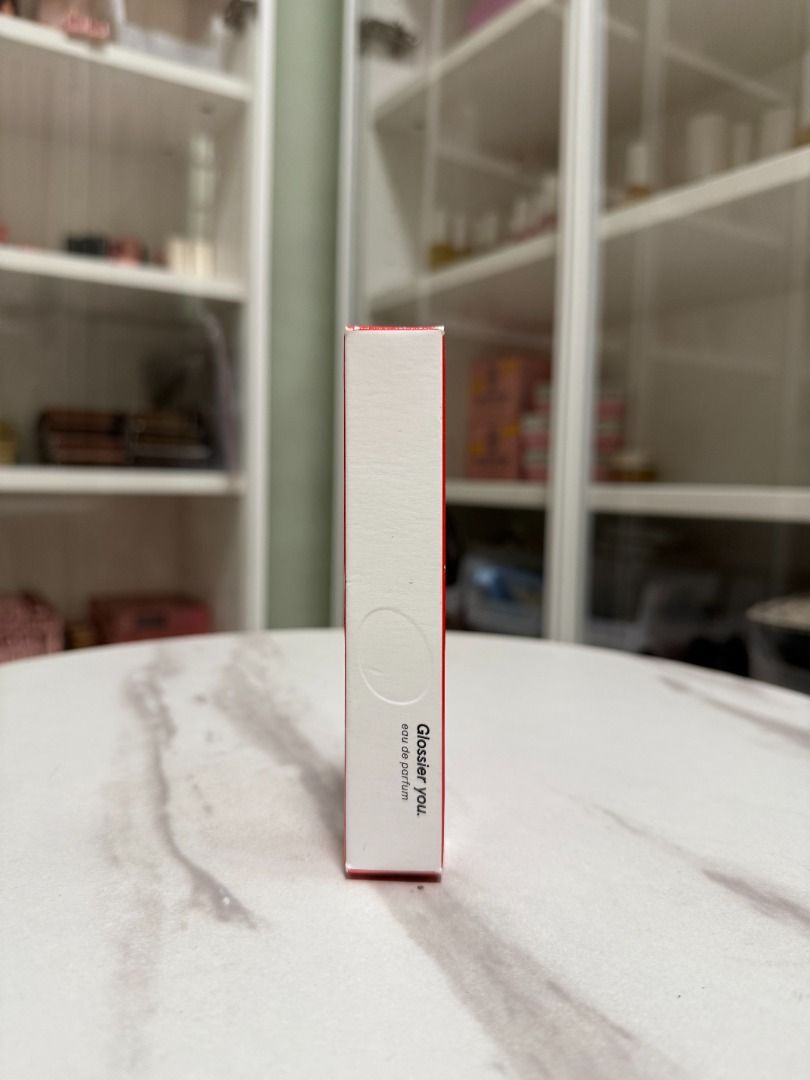 GLOSSIER Glossier You Eau de Parfum (Category: Fragrance & Deodorants) located in Quezon City. Submitted by happyfactoryph (Listing ID 1463899898, Image 3). Description: 🛍️ GLOSSIER Glossier You Eau de Parfum 8 ml FB/IG Price - P3,190 E-Commerce Price - P3,990 100 ml FB/IG Price - P10,990 E-Commerce Price - P11,990 Available now at Happy Factory PH! SHOP DETAILS 💳 Mode of Payment: COD, BPI, BDO, Metrobank, GCash 📍 Pick-up: Marikina Heights 🚚 