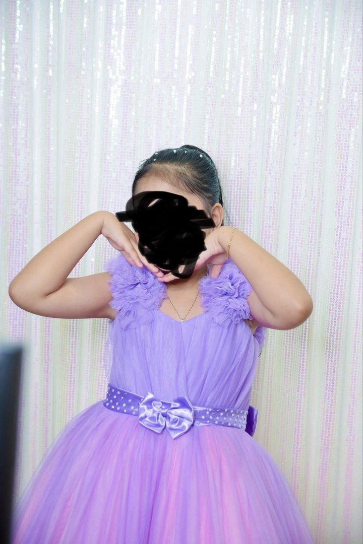 Gown for birthdays (Category: Babies & Kids Fashion) located in Manila. Submitted by maetopak1995 (Listing ID 1463787832, Image 2). Description: Once lang nagamit .