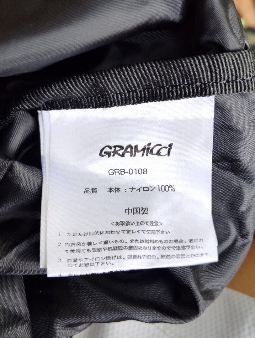 Gramicci Slingbag (Category: Sling Bags) located in Cebu City. Submitted by archenggo (Listing ID 1463781201, Image 2). Description: Water resistant freeshipped.