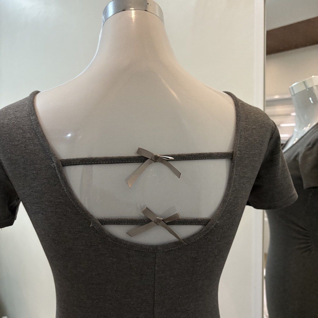 Gray fitted dress with back design (Category: Dresses) located in Angeles City. Submitted by declutteredcloset_ (Listing ID 1463904688, Image 2). Description: Xs-s.