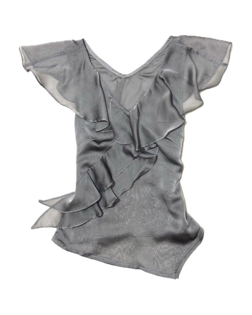 SOLD! gray whimsy flowy sheer top (Category: Sleeveless) located in Mabalacat. Submitted by lueur.rei (Listing ID 1463884214, Image 1). Description: ⊹ ࣪ ˖ XS-S ⊹ ࣪ ˖ with side zip ⊹ ࣪ ˖ sellers fave ⊹₊˚‧︵‿₊୨ᰔ୧₊‿︵‧˚₊⊹ — measurements were taken in flat lay — picture may vary due to lighting — please read guidelines before buying — once item is confirmed, please send your complete order form and screenshot of order/s .